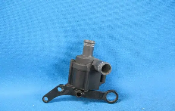 Audi A5 8T 8F Electric auxiliary coolant/water pump 059121004F