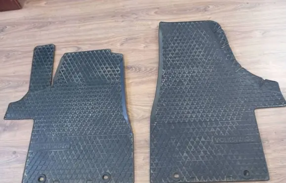 Volkswagen Transporter - Caravelle T5 Car floor mat set 7H61501041