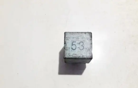 Volkswagen Golf IV Other relay 141951253b 20240072