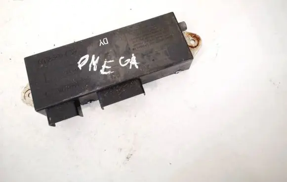 Opel Omega B1 Antenna control unit 90379276 0050673