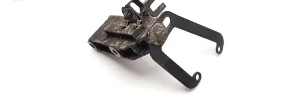 BMW 7 E38 Fuel pump bracket 2246191