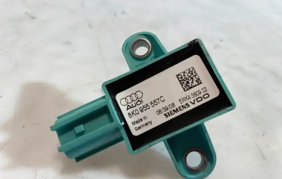 Audi A4 S4 B8 8K Airbag deployment crash/impact sensor 8K0955557C