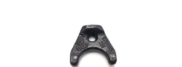 Volkswagen Golf III Fuel Injector clamp holder 028905251
