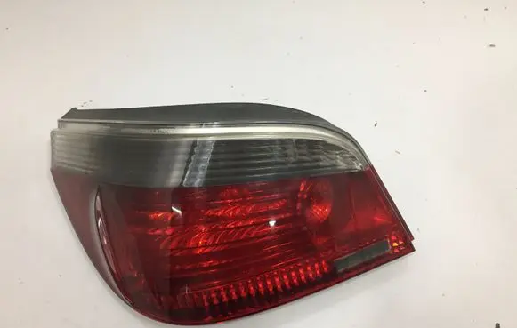 BMW 5 E60 E61 Rear/tail lights 6910767