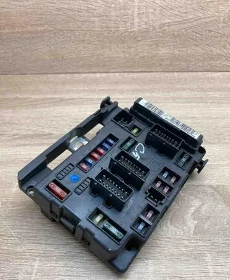 Citroen C5 Fuse module S110500001F 9641258080