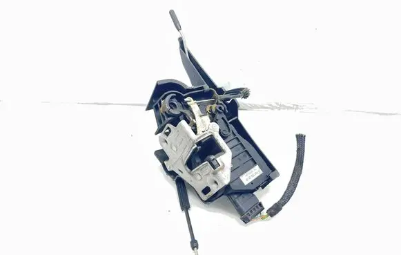 Mercedes-Benz ML W163 Front door lock A1637202935
