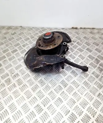 Mercedes-Benz SLC C107 Front wheel hub A1073320820 A1073320401