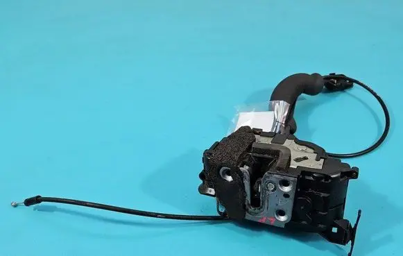 Renault Laguna III Front door lock 805030011RA IMPRK1457178
