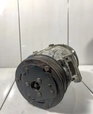 Opel Zafira B Air conditioning (A/C) compressor (pump) 3197197