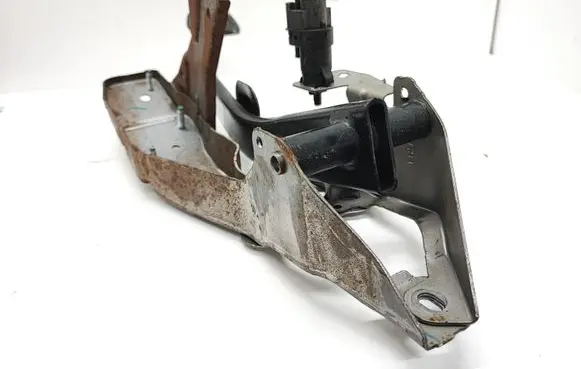 Volvo XC60 Brake pedal 31302348