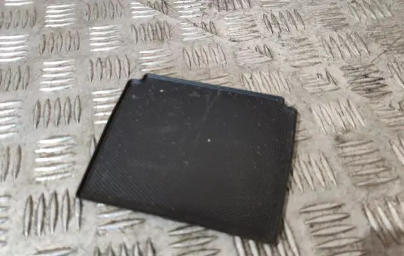 Mercedes-Benz GLS X166 Glove box pad A1666890000