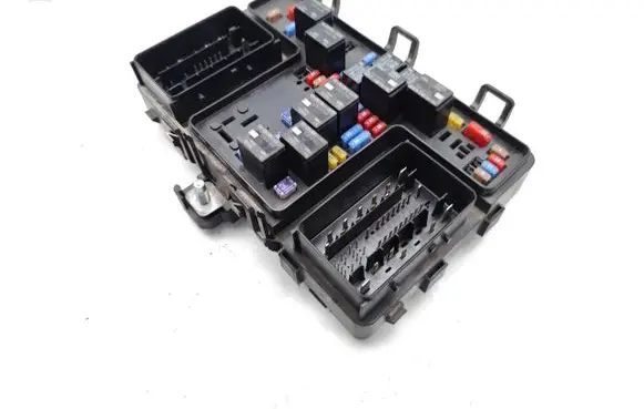 Ford Ranger Fuse module GB3T14D068KC