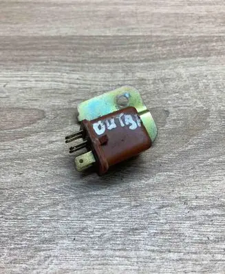 Subaru Impreza I Other relay 25229AA030 MR5A429A1K 10522V