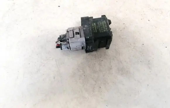 Toyota Corolla E120 E130 Glow plug pre-heat relay 2861067010 28610-67010
