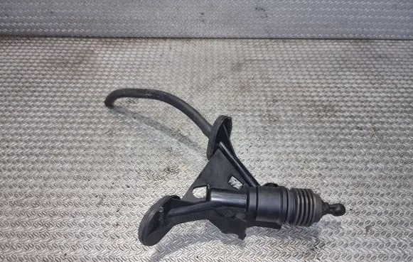 Ford Transit Clutch slave cylinder 1905