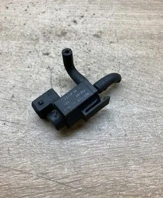 Opel Zafira A Vacuum valve 90530039 72213800