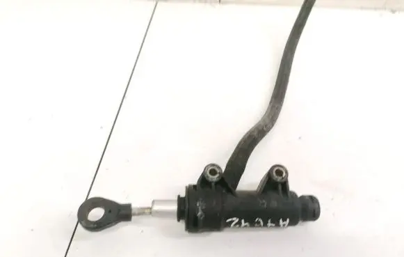 BMW 5 E39 Clutch master cylinder 1163010 21521163010
