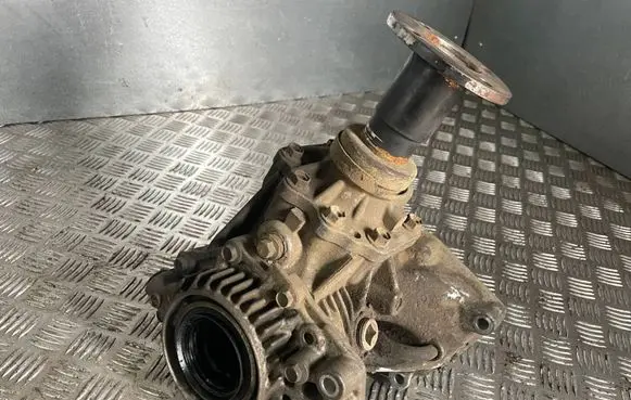 Nissan Murano Z50 Gearbox transfer box case XUT