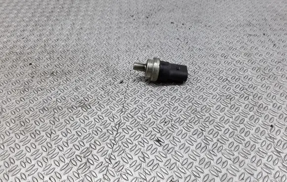 Coolant temperature sensor