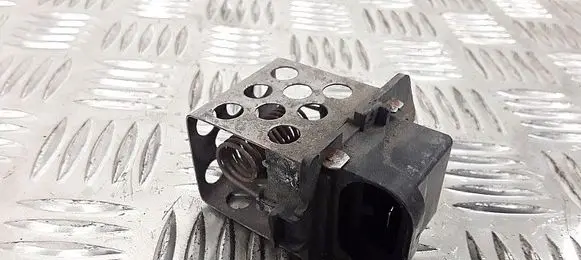 Nissan Qashqai Other relay 8200045082