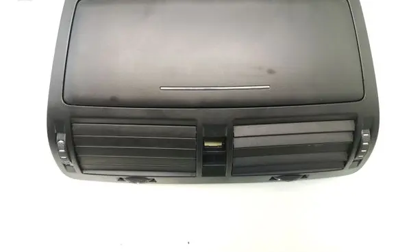 Skoda Octavia Mk2 (1Z) Dash center air vent grill 1Z0820951