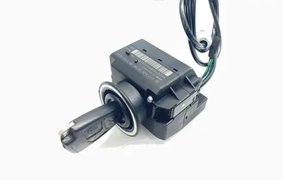 Mercedes-Benz E W211 Ignition lock 2115451008