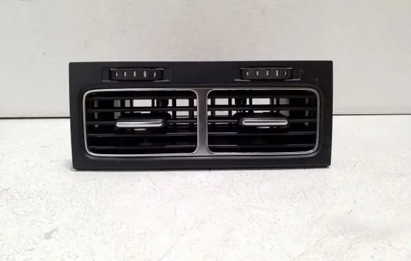 Volkswagen Touareg II Rear air vent grill 7P6819203A