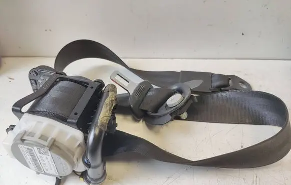 Audi A1 Front seatbelt 8X3857705C TK912932110 0717F8K1LR