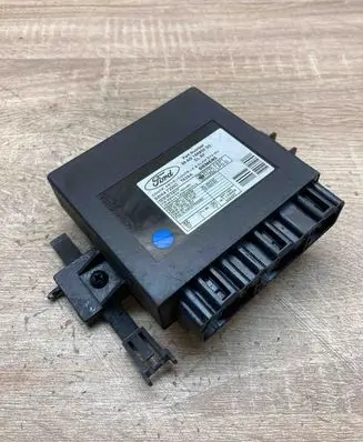 Ford Focus Comfort/convenience module 98AG15K600DC 5WK47230C