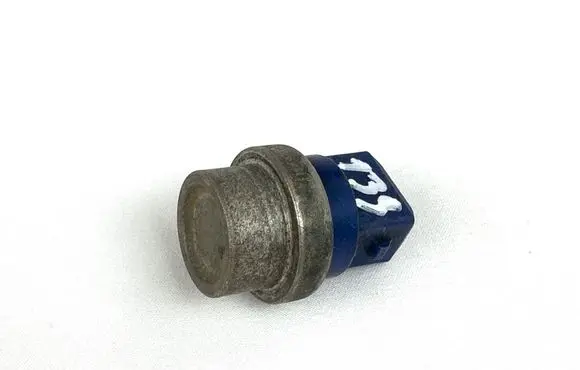 Audi A4 S4 B5 8D Coolant temperature sensor 025906041a