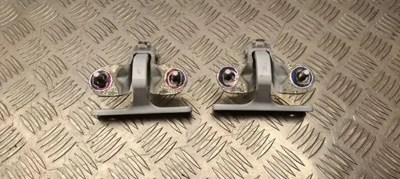 Tesla Model Y Tailgate/trunk/boot hinge 150049400C