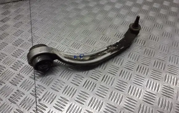 Volkswagen PASSAT B5 Front control arm