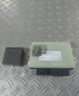 Mercedes-Benz GLE W167 Reducing agents exhaust control unit A0009016506