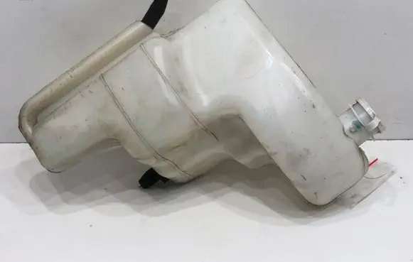 Peugeot 4008 Coolant expansion tank/reservoir