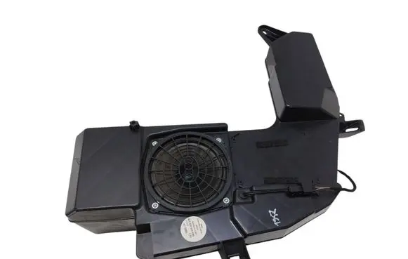 Audi A4 S4 B6 8E 8H Subwoofer speaker 8E903538203S 2234143 4913410304