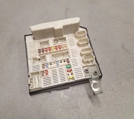 Renault Scenic II - Grand scenic II Fuse module 8200481866 519158083 7950594566