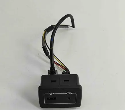 Citroen Jumper AUX in-socket connector 7356546330