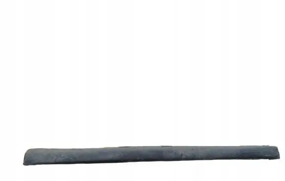 Toyota Corolla Verso E121 Sill/side skirt trim 
