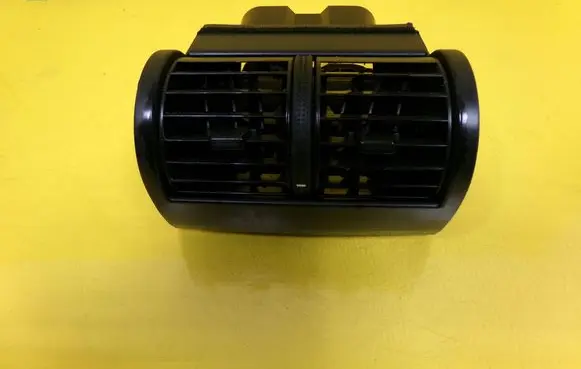 Opel Vectra C Rear air vent grill 1038583