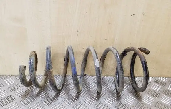 KIA Sorento Rear coil spring