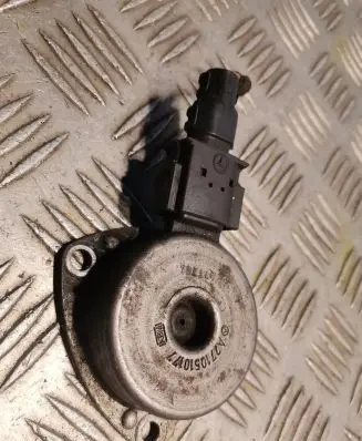 Mercedes-Benz C W203 Camshaft pulley/ VANOS 2710510177