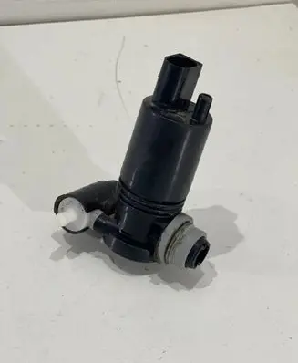 Volvo XC60 Windscreen/windshield washer pump 1024928