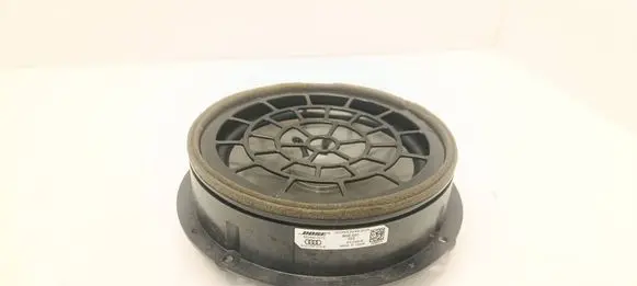 Audi Q3 8U Front door speaker 8U0035415B 3224320010
