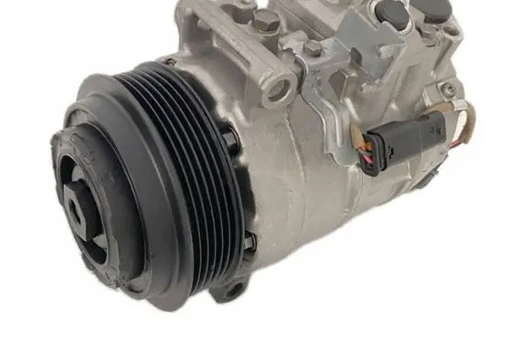 Mercedes-Benz E W212 Air conditioning (A/C) compressor (pump) 0008305200 4471504324 A0008305200