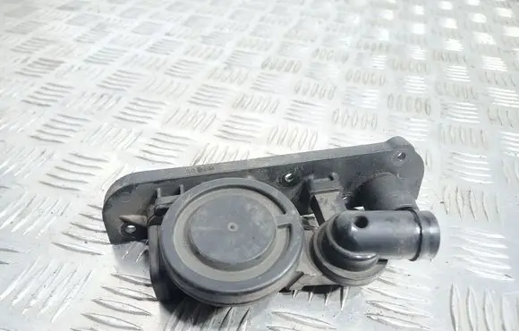 Audi A4 S4 B7 8E 8H Breather/breather pipe/hose 06F129101N 1078000S01