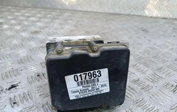 Toyota Avensis T270 ABS Pump 44540-05140
