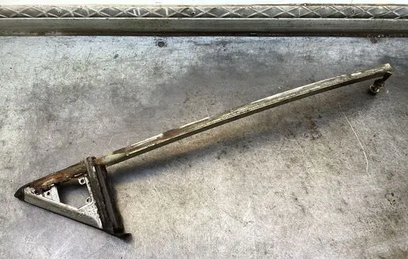 Fender trim (molding)