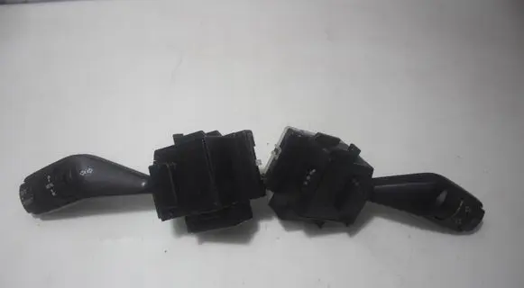 Ford Focus Light switch