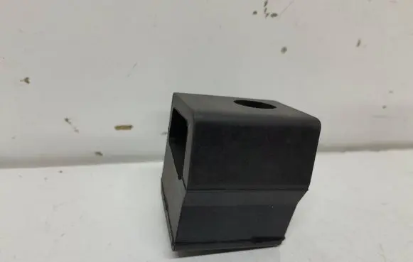 Jeep Compass Tailgate/trunk/boot lid buffer 05160254AB 0053175746001 0053175746