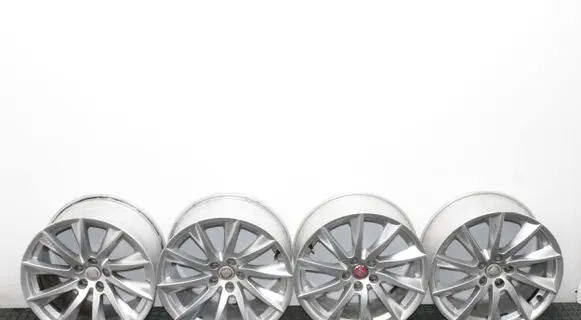 Jaguar F-Type R12 alloy rim EX531007BA